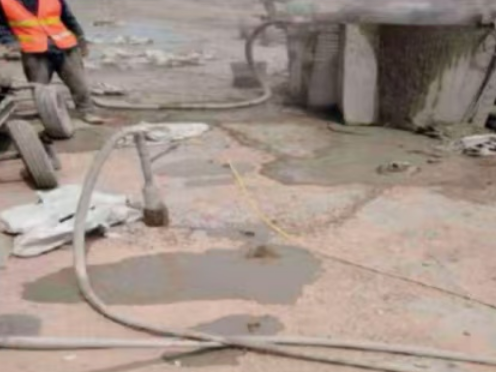 龙湾水泥混凝土路面板底注浆技术 路面脱空注浆整治方案