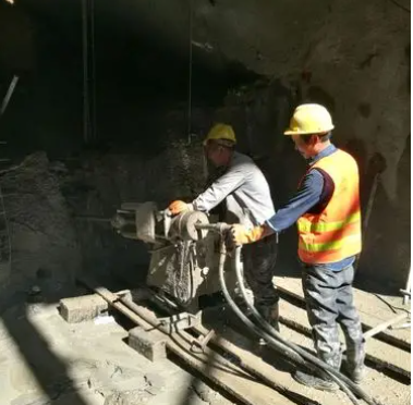 龙湾水下抗分散灌浆料特点 水下不分散注浆料介绍